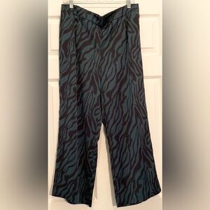 J. Crew Relaxed Pull-On Cropped Pant in Zebra Stripe - Academic Black